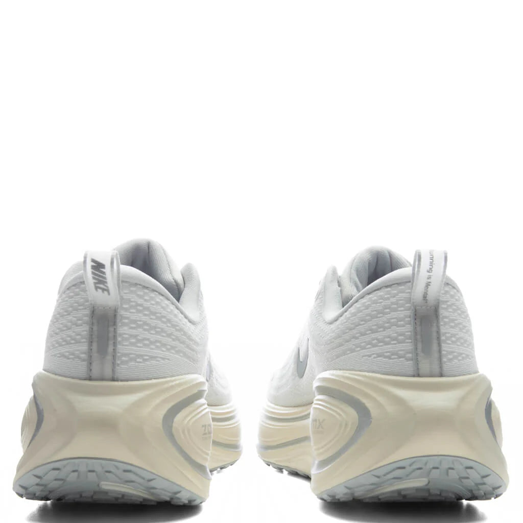 Vomero Plus Platinum Tint Reflect Silver Grey Fog