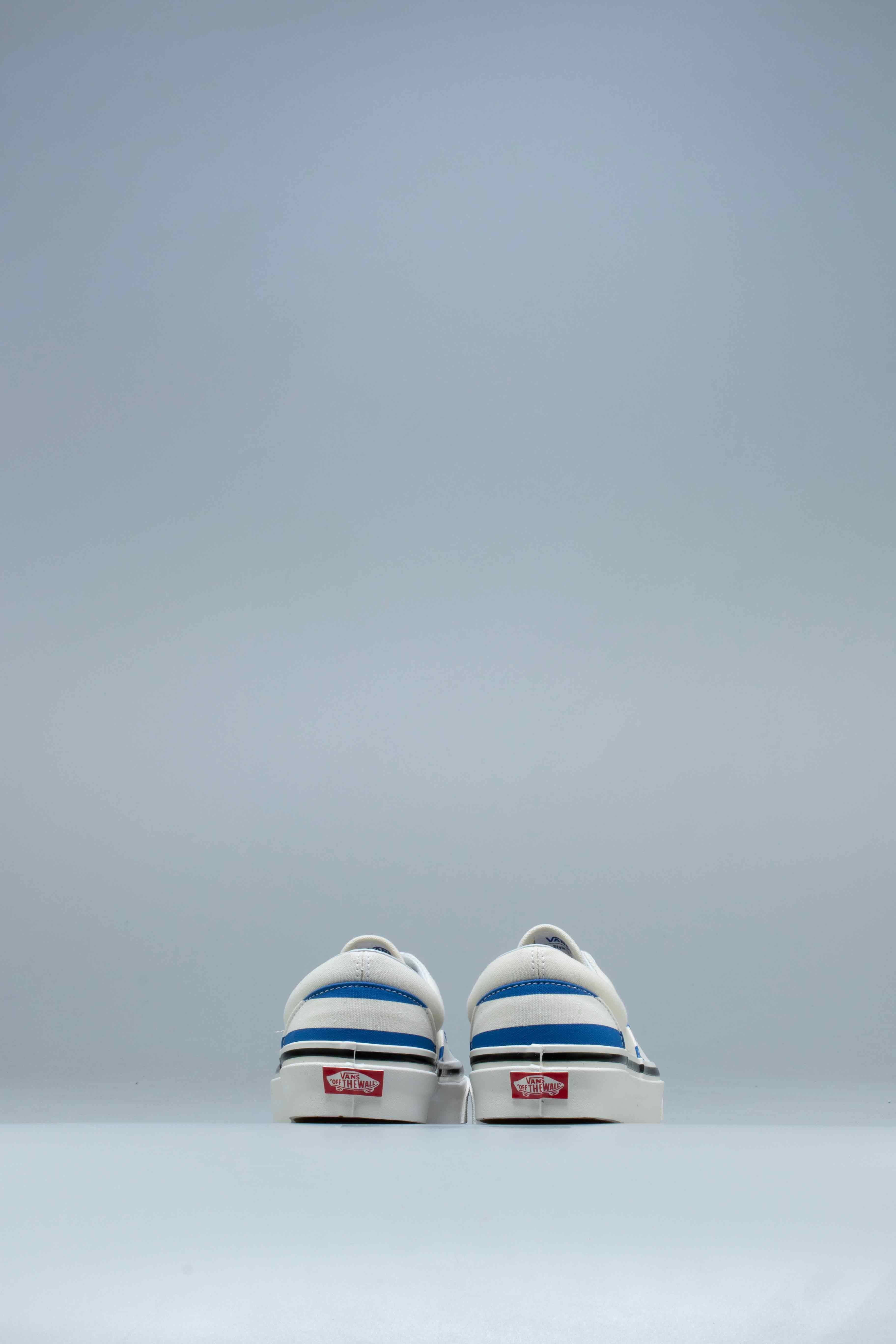 Anaheim Factory Era 95 DX Mens Shoes OG White OG Blue Big Stripes