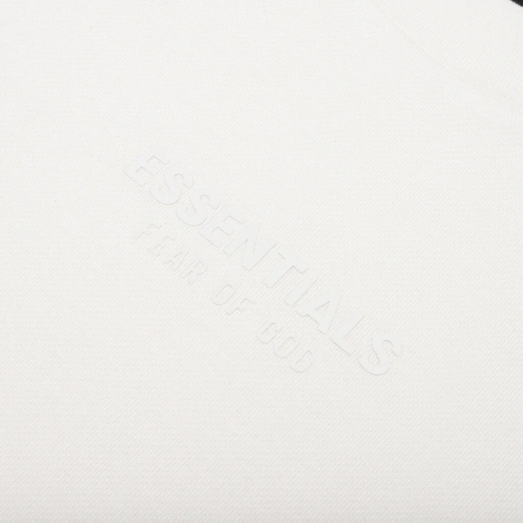 Essentials Crewneck Cloud Dancer