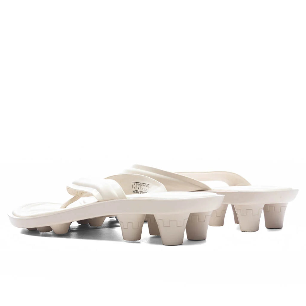 Puma x Fenty Womens Cat Cleat Leather Alpine Snow Gold