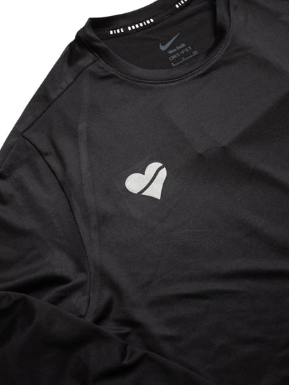 Nike Womens Swift Dri FIT UV Long Sleeve Crew Neck Running Top