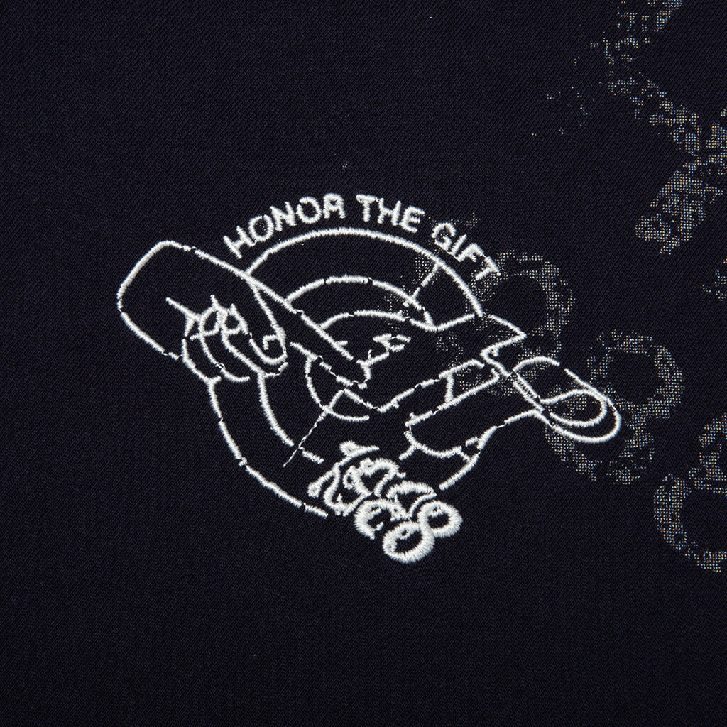 Beauty In The Struggle S S Tee Black