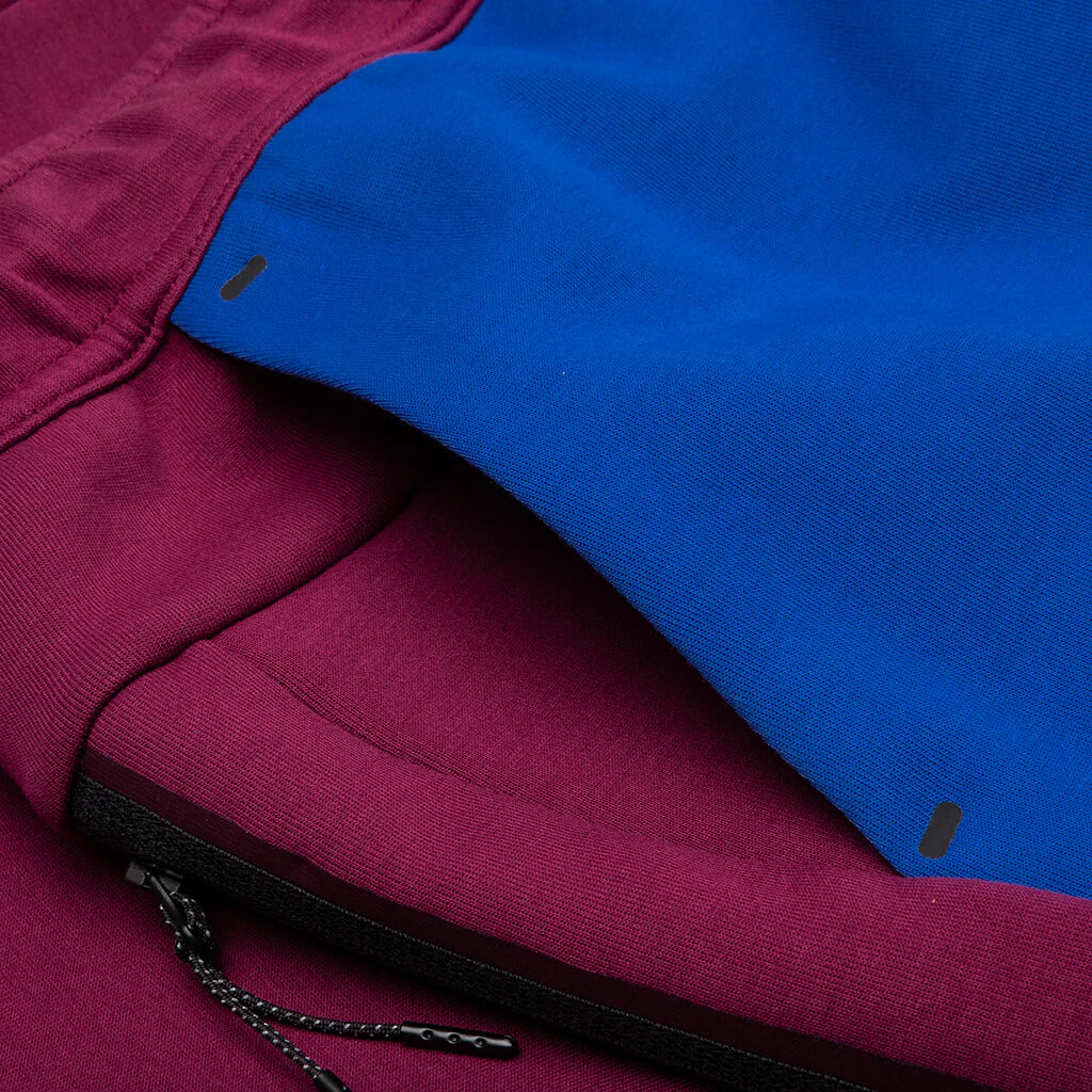 Sportswear Tech Fleece Joggers Sangria Game Royal