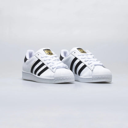 Superstar Grade School Lifestyle Shoe White Black