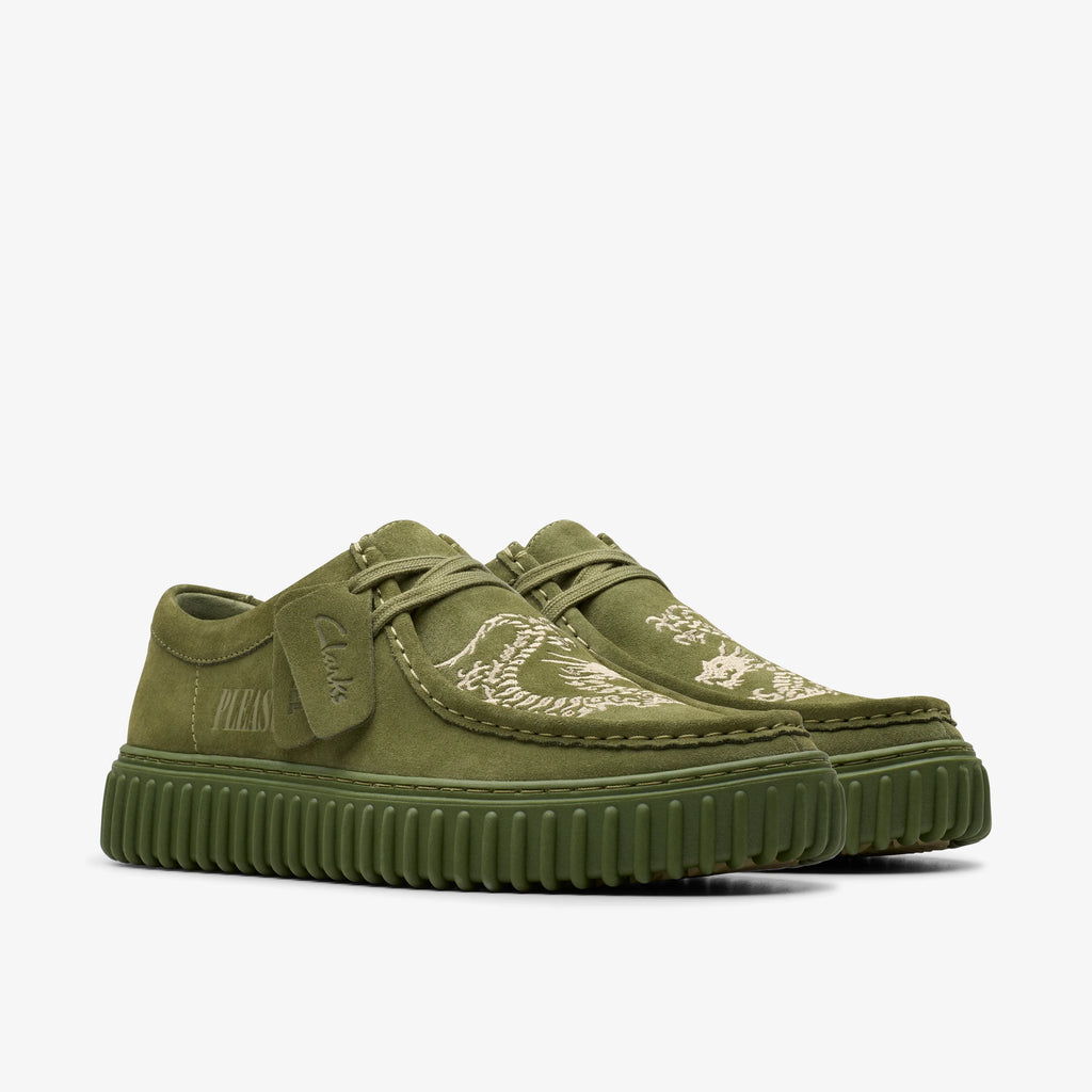 CLARKS X PLEASURES TORNHILL DRGNLO OLIVE SUEDE
