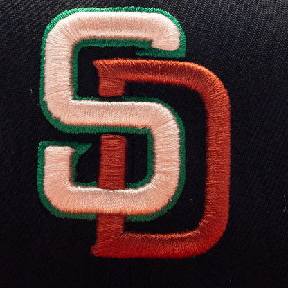 FEATURE x New Era 59FIFTY Fitted SD Padres Cooperstown Black Fight Orange Twill Green