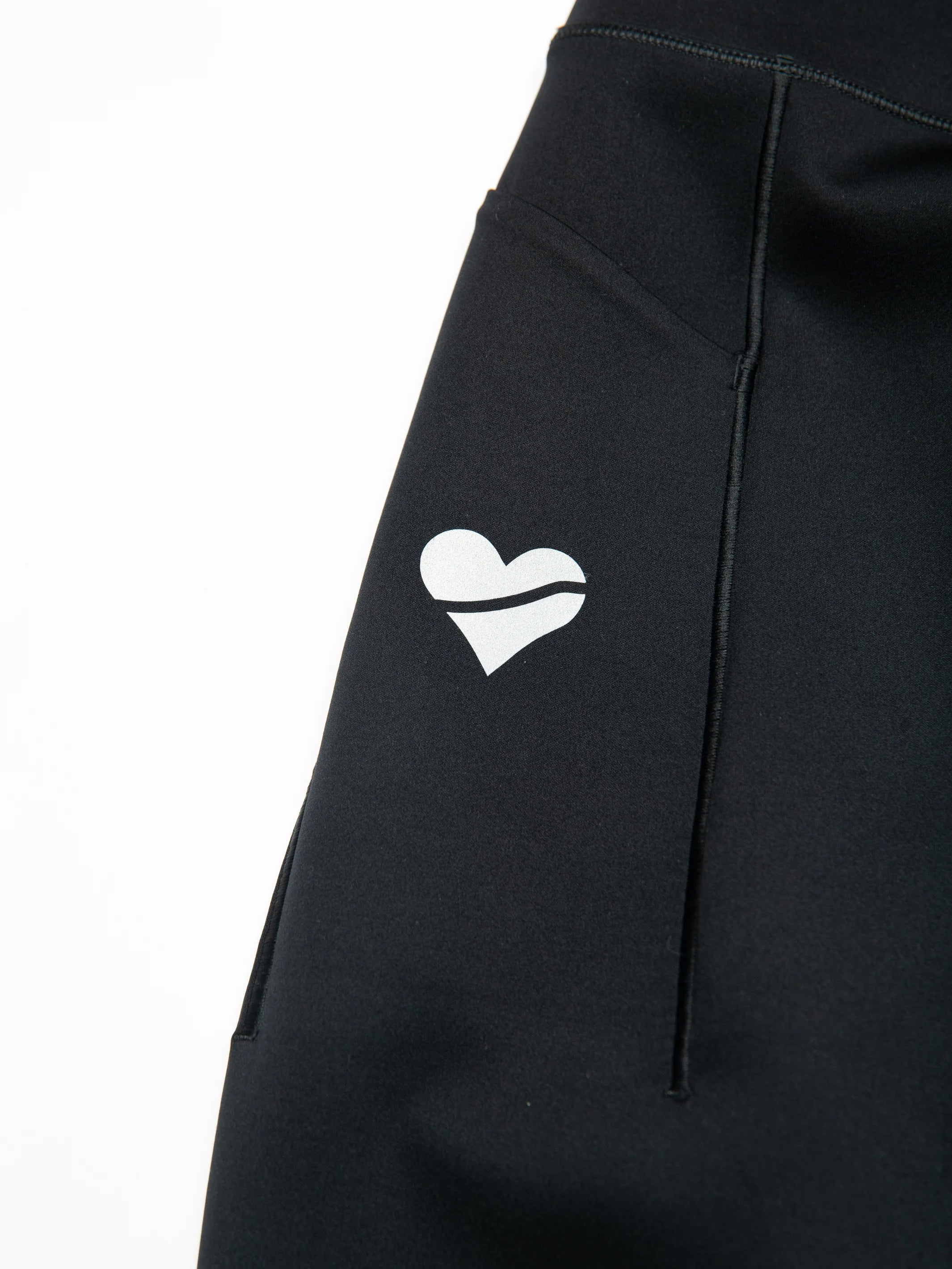 Nike Womens Universa Medium Support High Waisted 7 8 Leggings with Pockets