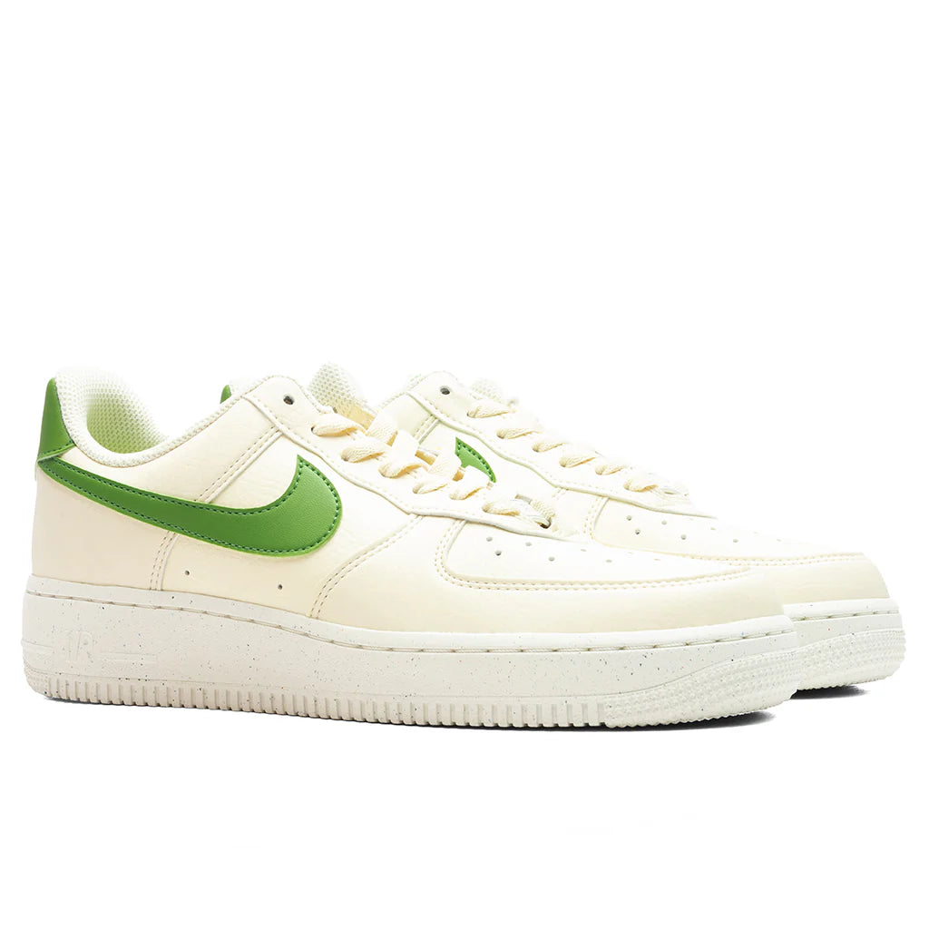 Womens Air Force 1 07 SE Coconut Milk Chlorophyll Sail Volt