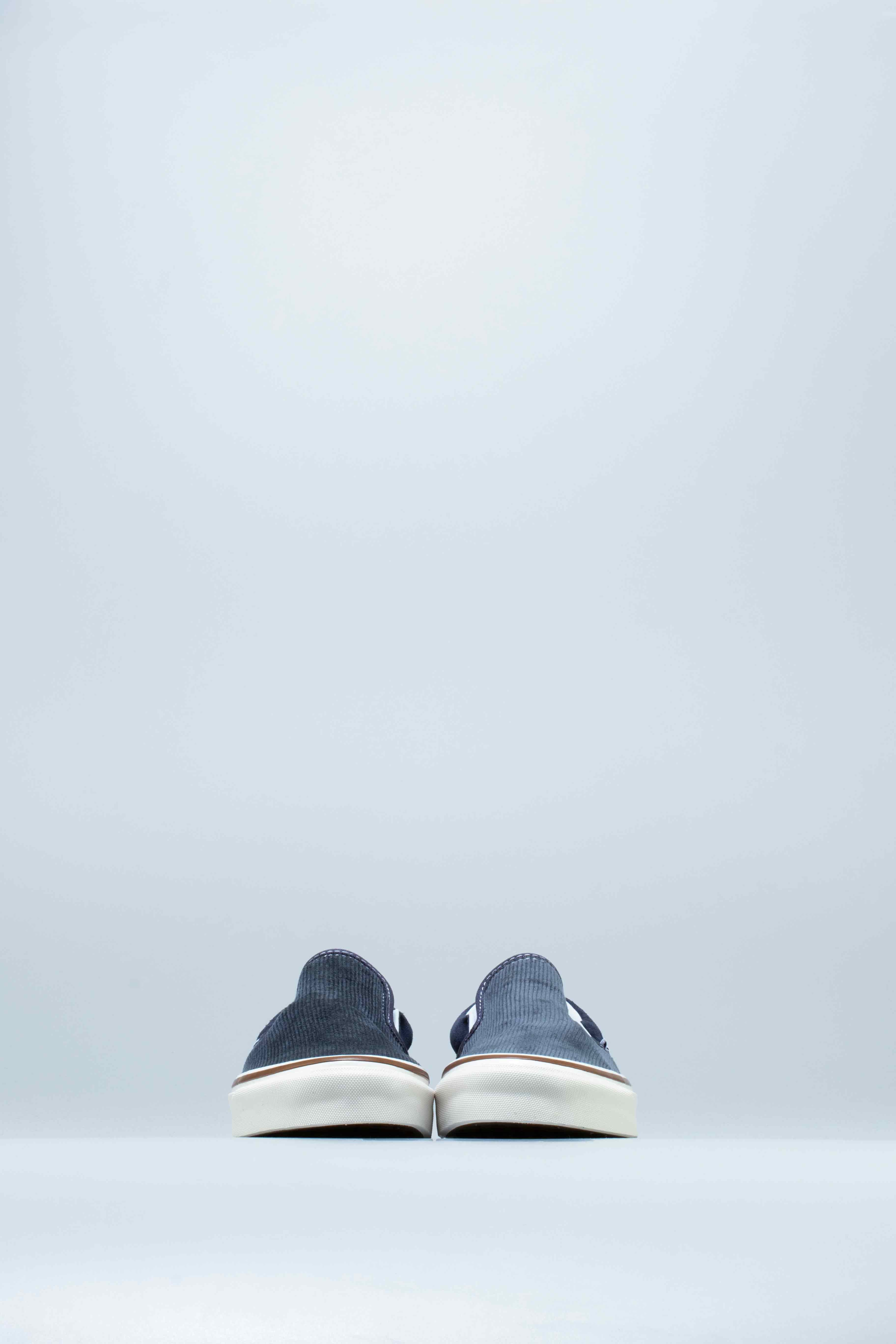 Anaheim Factory Classic Slip On 98 Mens Shoes OG Navy White
