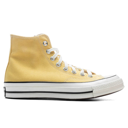 Chuck 70 HI Bananas Egret Black