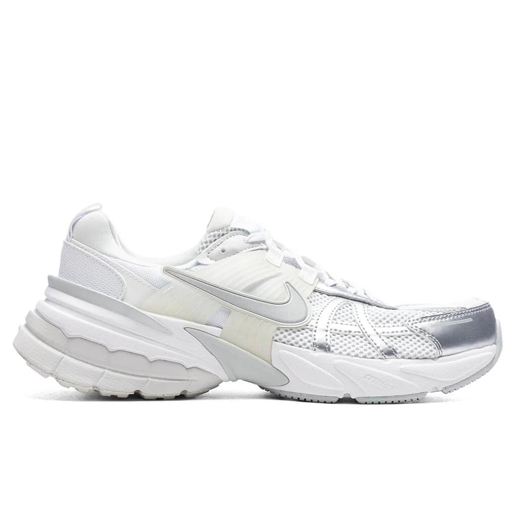 Womens V2K Run White Metallic Silver Platinum Tint