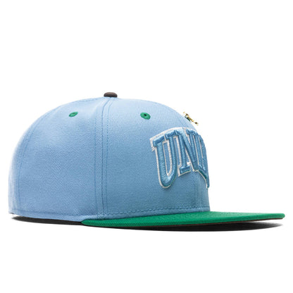 Feature x New Era Earth 59FIFTY UNLV Rebels Birdseye Blue Kelly Green