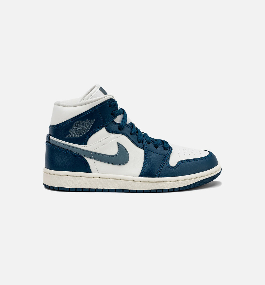 Air Jordan 1 Retro Mid Sky J French Blue Womens Lifestyle Shoe Sky J French Blue Sail Ozone Blue