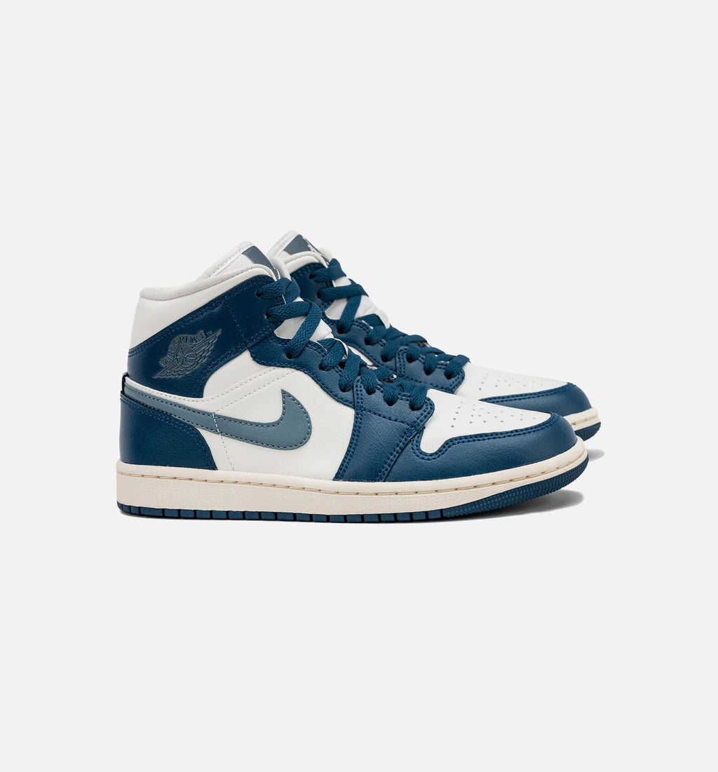 Air Jordan 1 Retro Mid Sky J French Blue Womens Lifestyle Shoe Sky J French Blue Sail Ozone Blue