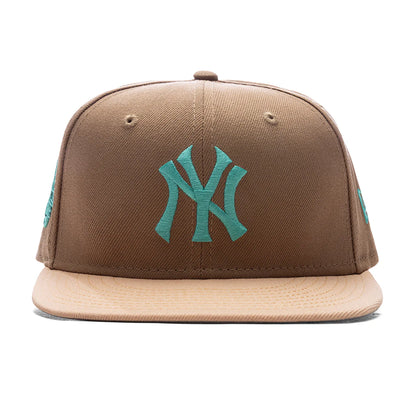 FEATURE x New Era 59FIFTY Fitted NY Yankees 100th Anniversary Khaki Pecan