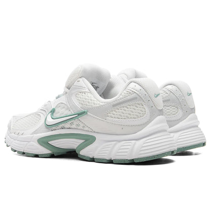 Womens V5 RNR Summit White White Vast Grey Cannon