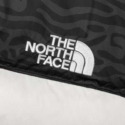 1996 Retro Nuptse Jacket White Dune