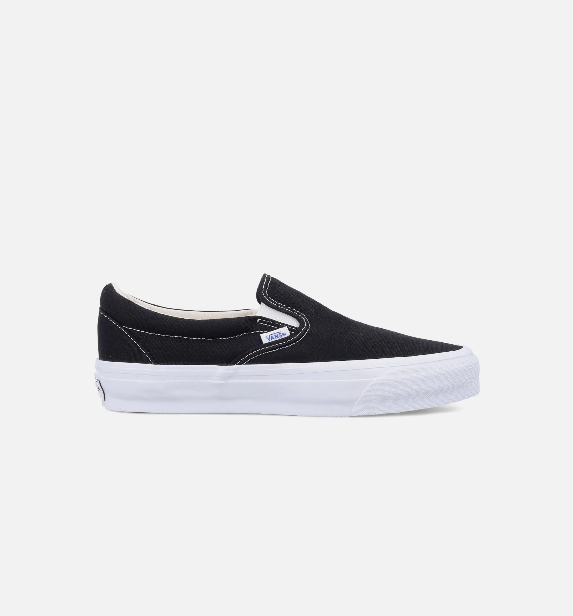 Slip On Reissue 98 Mens Lifestyle Shoe Black White
