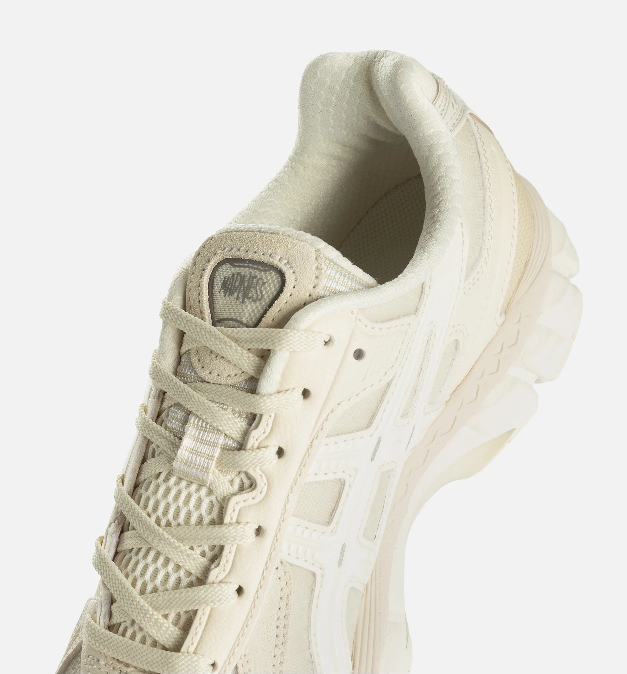 Gel Kayano 121 Invincible MDNS Mens Lifestyle Shoe Beige