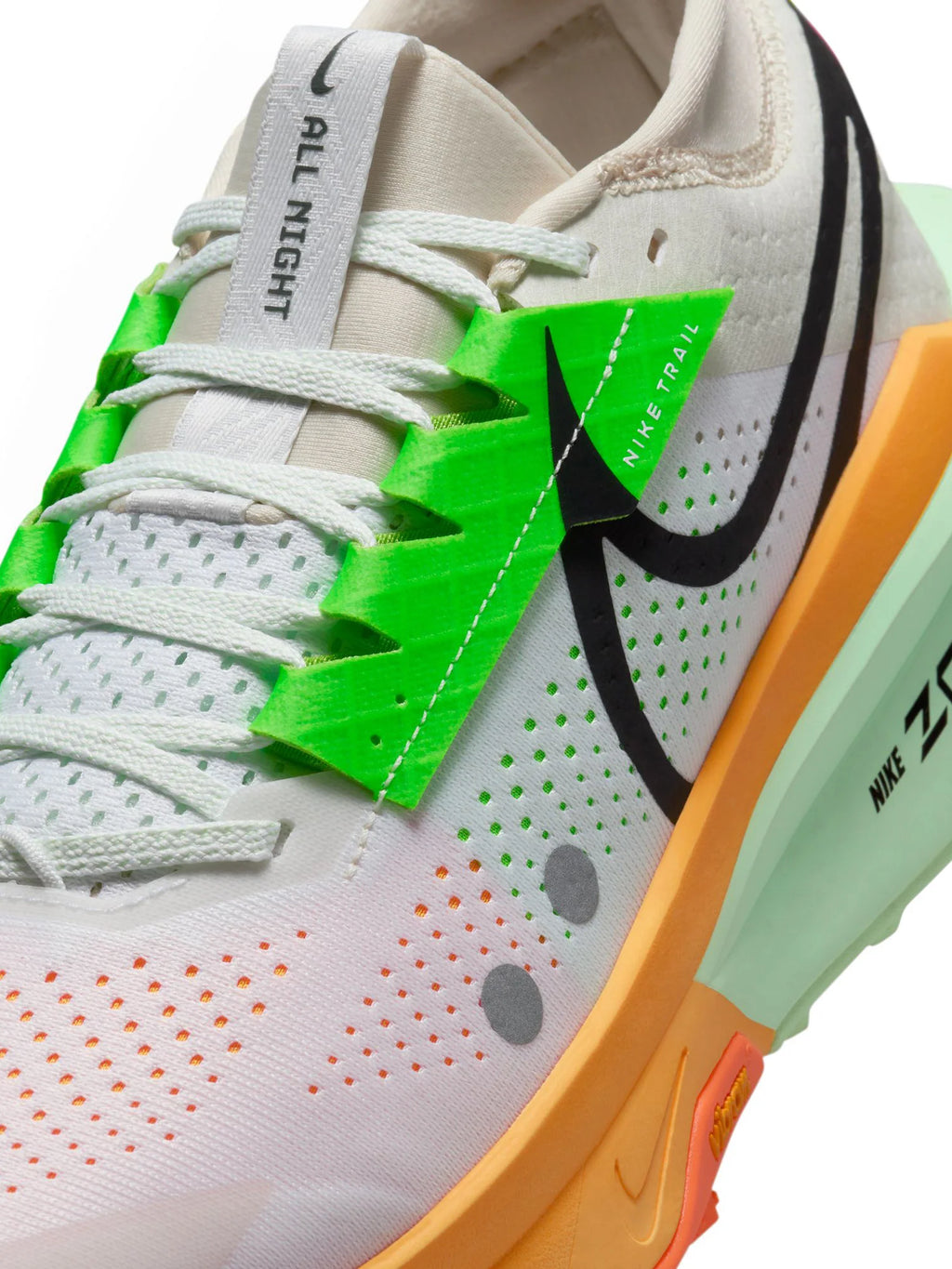 Nike Mens ZoomX Zegama Trail 2 Shoes