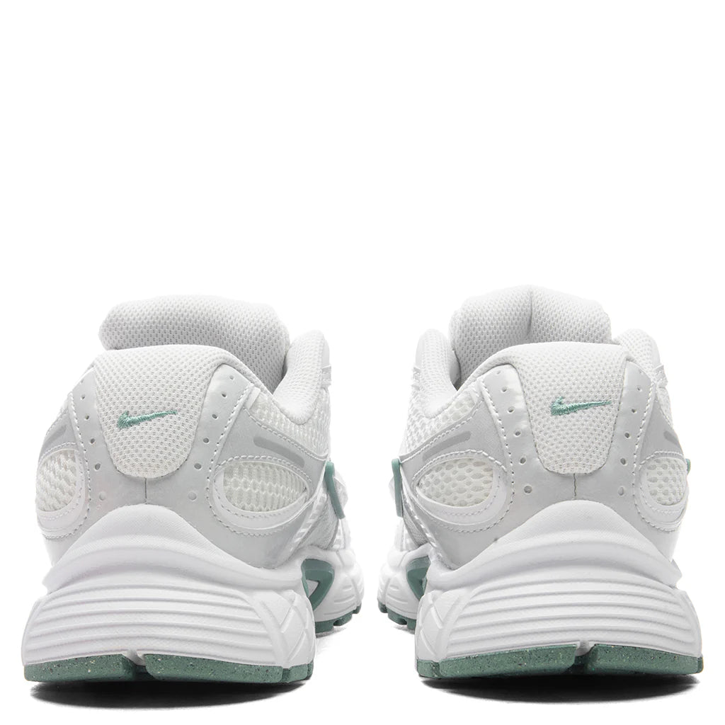 Womens V5 RNR Summit White White Vast Grey Cannon